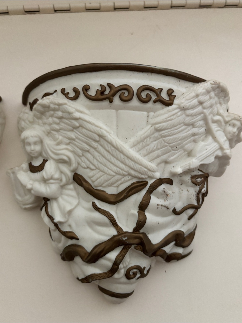 Ornate White Wall Pockets with Gold Trim - Home Accents Decor - Picture 6 of 8